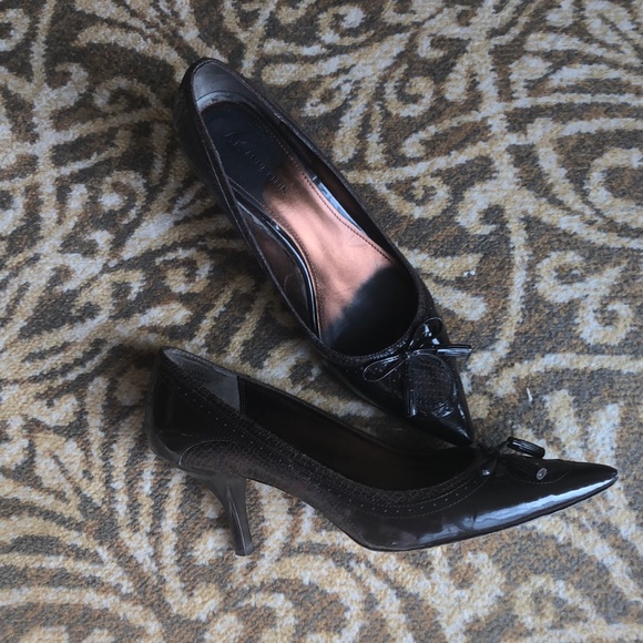 Shoes - Picture 2 of 2